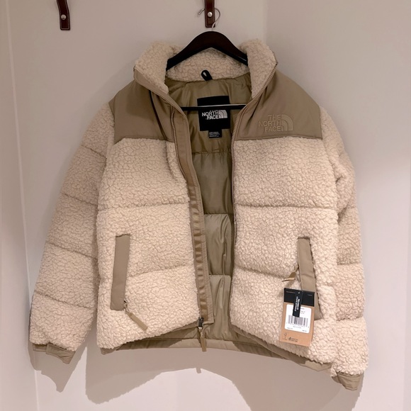 North Face Sherpa Puffer Sz Sm NWT - Picture 2 of 9